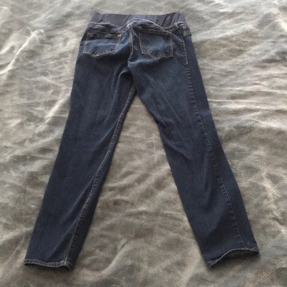 Old Navy Maternity Jeans - Picture 2 of 5
